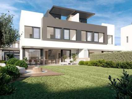 Villa en venta en Estepona