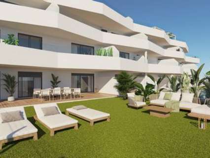 Apartamento en venta en Estepona