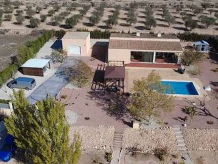 Villa en venta en Sax