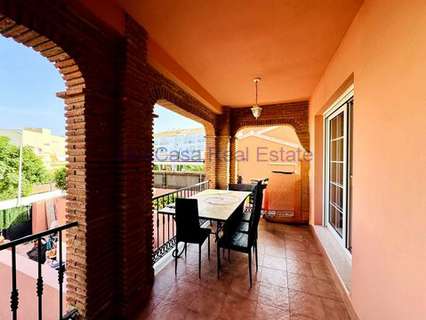 Villa en venta en Benalmádena