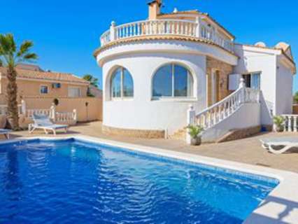 Villa en venta en Rojales