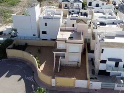 Villa en venta en Orihuela zona Orihuela-Costa