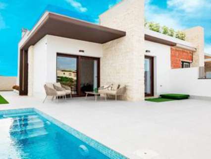 Villa en venta en Orihuela