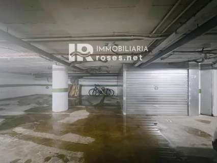 Plaza de parking en venta en Roses