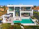 Villa en venta en Mijas