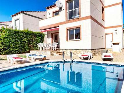 Villa en alquiler de temporada en Mont-Roig del Camp