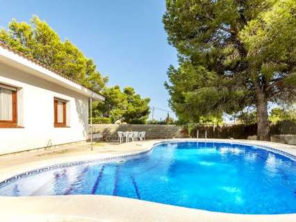 Villa en alquiler de temporada en Mont-Roig del Camp