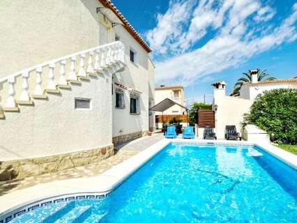 Villa en alquiler de temporada en Dénia