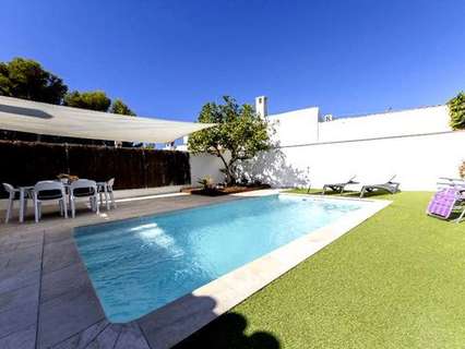 Villa en alquiler de temporada en Mont-Roig del Camp