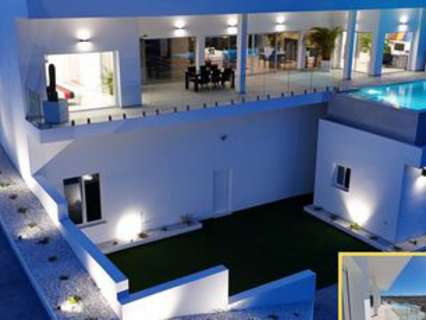 Villa en venta en Guardamar del Segura