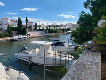 Villa en venta en Roses