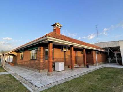 Chalet en venta en Tomiño