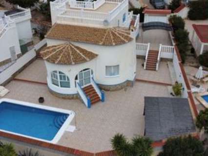 Villa en venta en Rojales