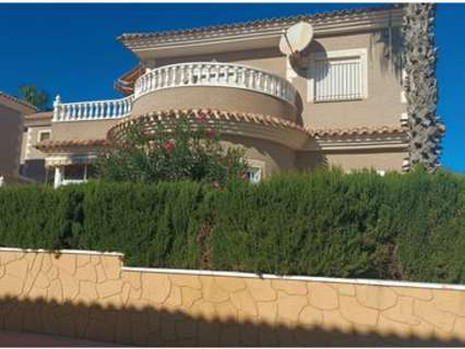 Villa en venta en Orihuela zona Orihuela-Costa