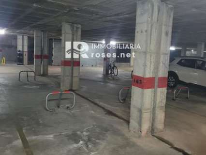 Plaza de parking en venta en Roses