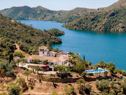 Villa en venta en Istán