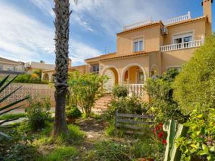 Villa en venta en Torrevieja