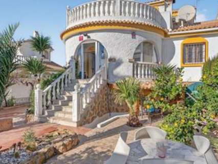 Villa en venta en Santa Pola