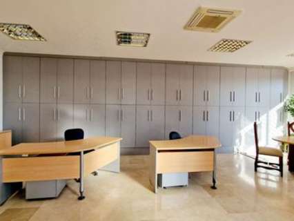 Local comercial en venta en Estepona