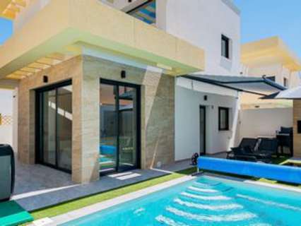 Villa en venta en Los Montesinos