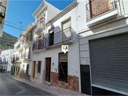 Casa en venta en Algarinejo