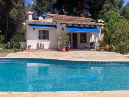 Villa en venta en Teulada zona Moraira