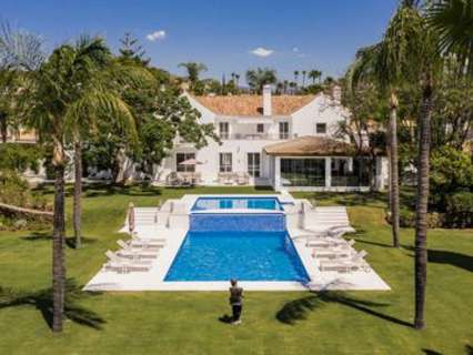 Villa en venta en Marbella