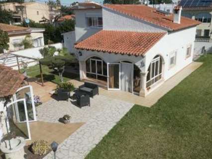 Chalet en venta en Els Poblets