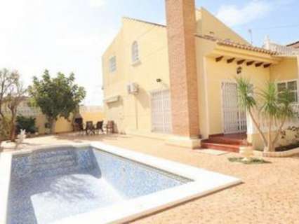 Villa en venta en Orihuela zona Orihuela-Costa