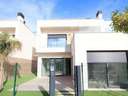 Villa en venta en Los Alcázares