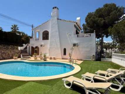 Villa en venta en Orihuela
