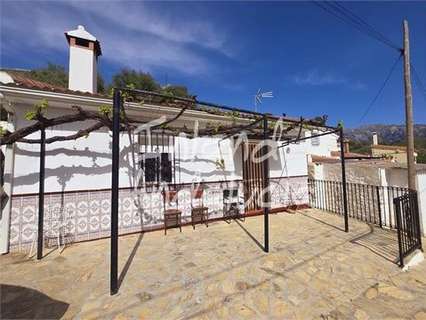 Chalet en venta en Alcaucín