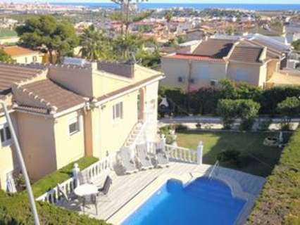 Villa en venta en Orihuela zona Orihuela-Costa