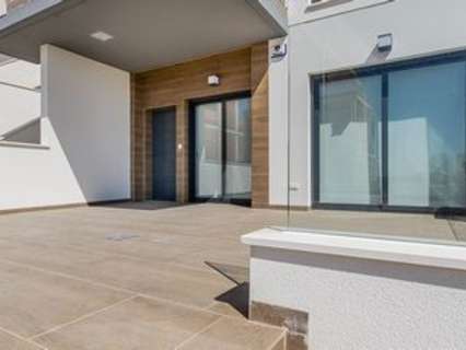 Bungalow en venta en San Miguel de Salinas