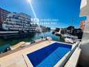 Apartamento en venta en Roses