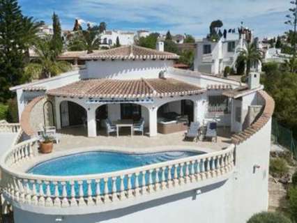 Chalet en venta en Pego
