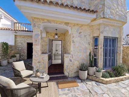 Villa en venta en Chiclana de la Frontera
