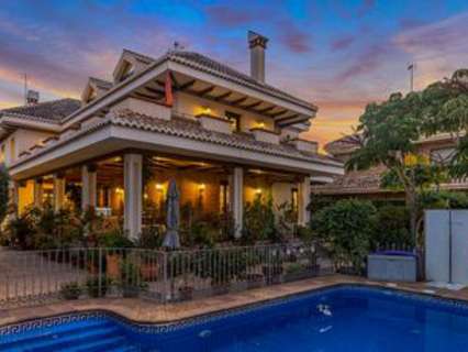 Villa en venta en Torrevieja