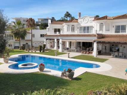 Villa en venta en Marbella