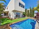 Villa en venta en Arona