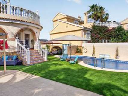 Villa en venta en Santa Pola