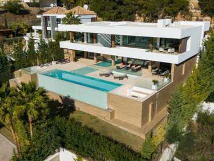 Villa en venta en Benahavís