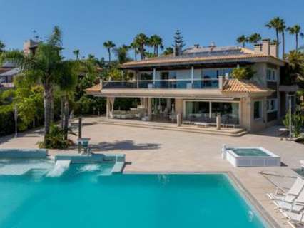 Villa en venta en Marbella