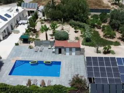 Villa en venta en Crevillent