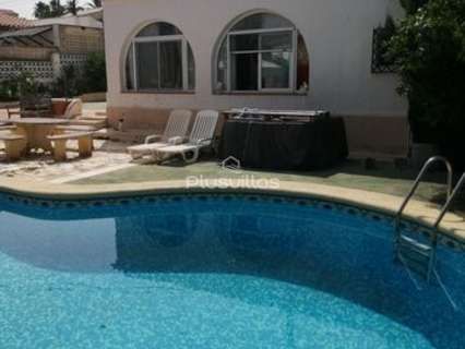 Villa en venta en Calpe