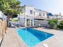 Villa en venta en Roses