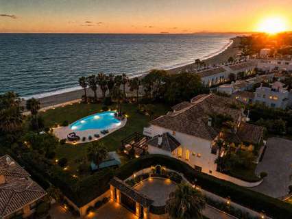 Villa en venta en Estepona