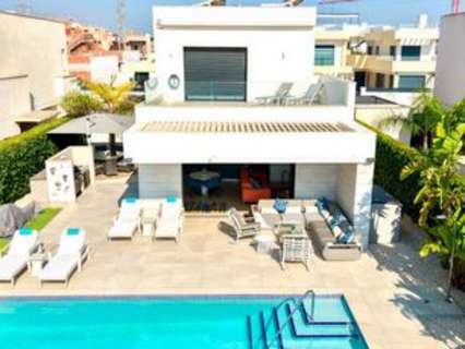Villa en venta en Los Montesinos