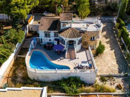 Chalet en venta en Benissa