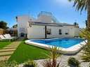 Villa en venta en Orihuela zona Orihuela-Costa rebajada